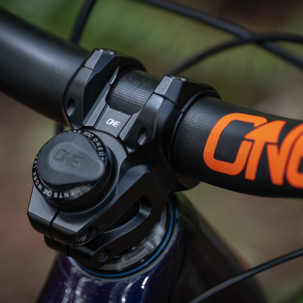 OneUp carbon-handlebar-bundle image 53751281910132