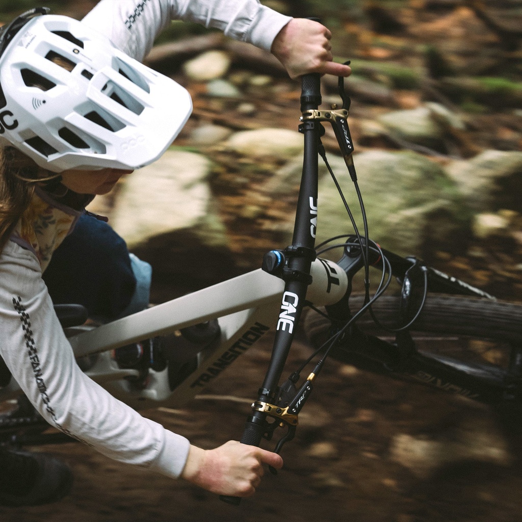 OneUp v2-carbon-handlebar image 53649656807796
