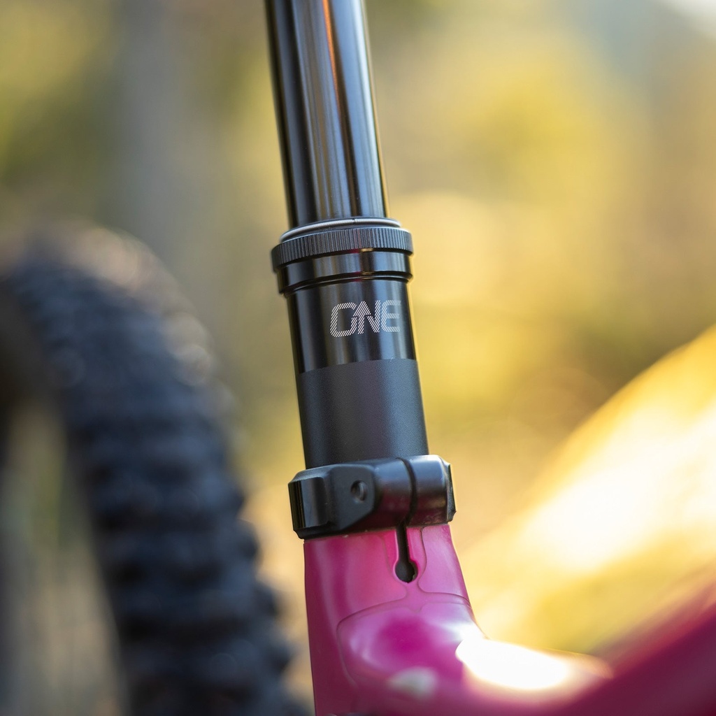 OneUp Gallery 6 - OneUp-Components_V3Dropper_OnBikeDetailFront.jpg