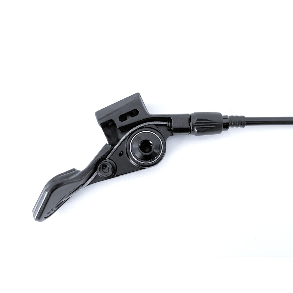 OneUp Gallery 5 - OneUp-Components_V3Remote_Action2.jpg