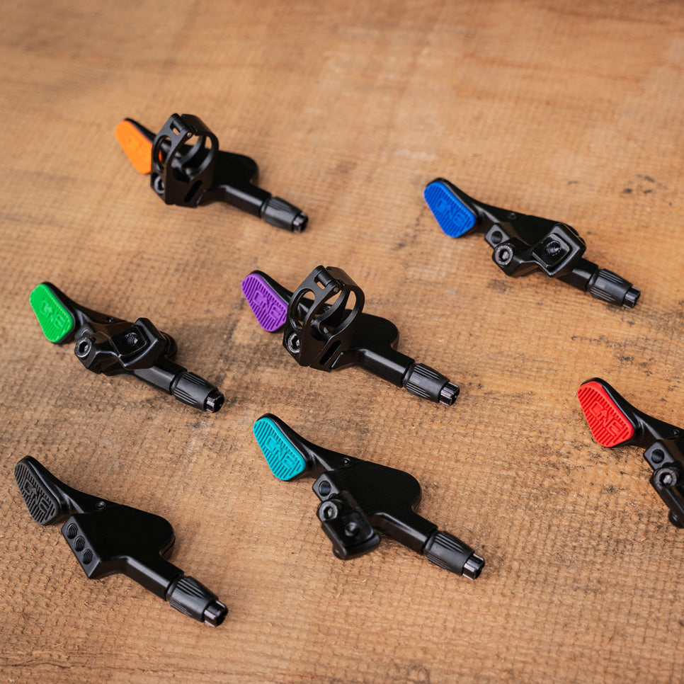 OneUp Gallery 2 - OneUp-Components-V3-Dropper-Remote-Colours-All-Clamps_ffe741fa-b3a2-4fe2-882b-0e28ccc32bf3.jpg