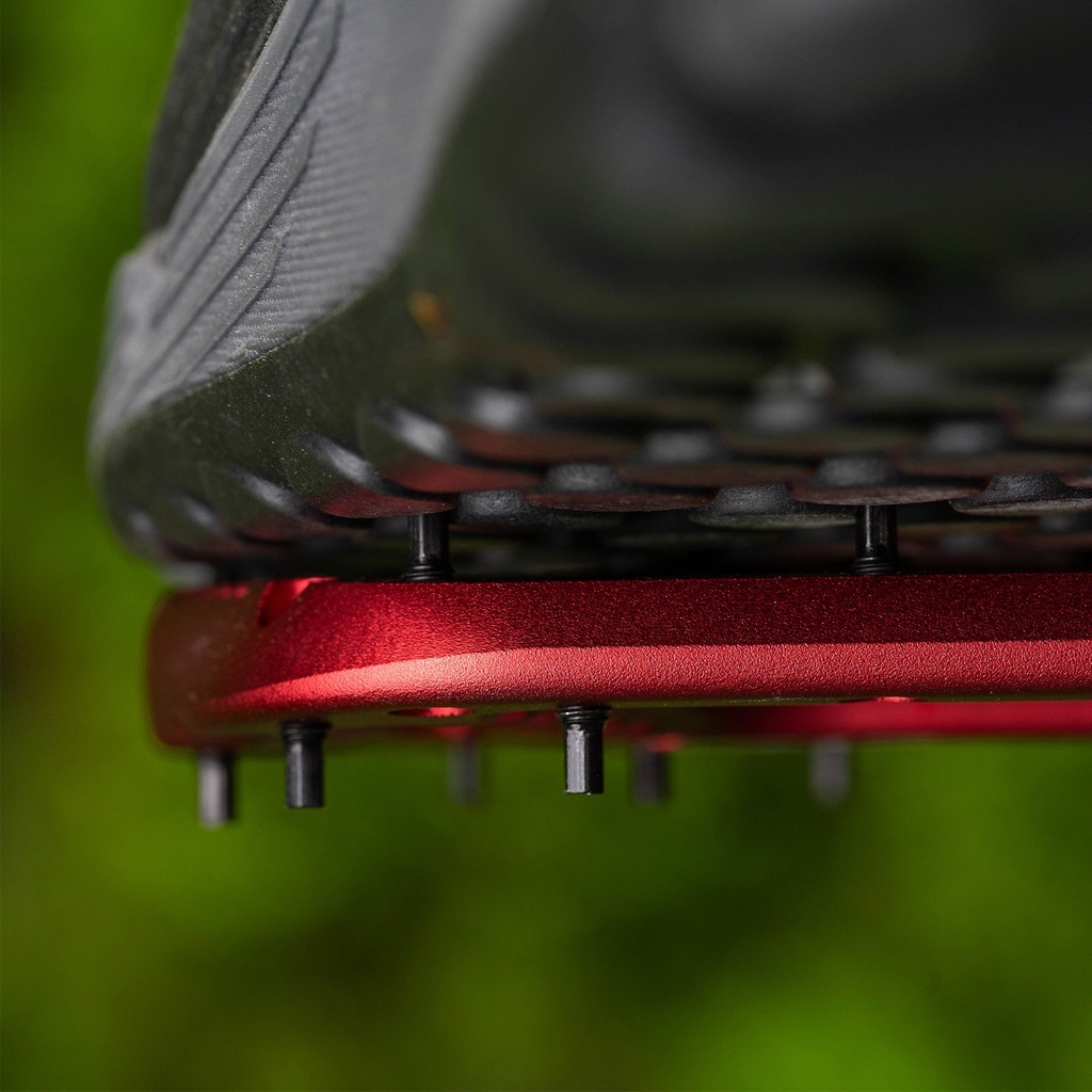 OneUp Gallery 5 - OneUpComponents_AluminumPedal_RED_OnBike1.jpg