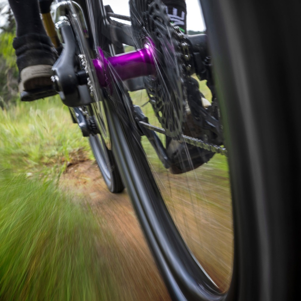 OneUp Gallery 2 - OneUpComponents_RearHub_OnBike_1_fb805b7b-0f6d-493c-9d7c-1d42f7afca89.jpg