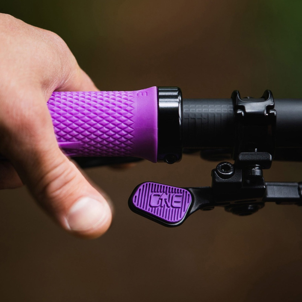 OneUp Gallery 7 - OneUpComponents_ClampsAdapters_V3Remote.jpg
