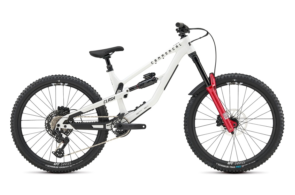 [BT7CLAV3RSEU1S] COMMENCAL CLASH V3 ROCKSHOX PURE WHITE 2027 (S)